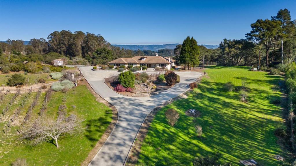 900 E Bel Mar Drive Property Photo 3