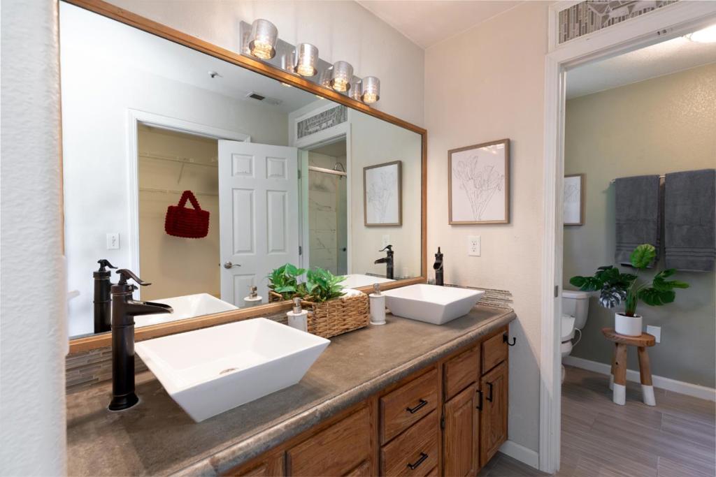 1739 Katrina Court Property Photo 19