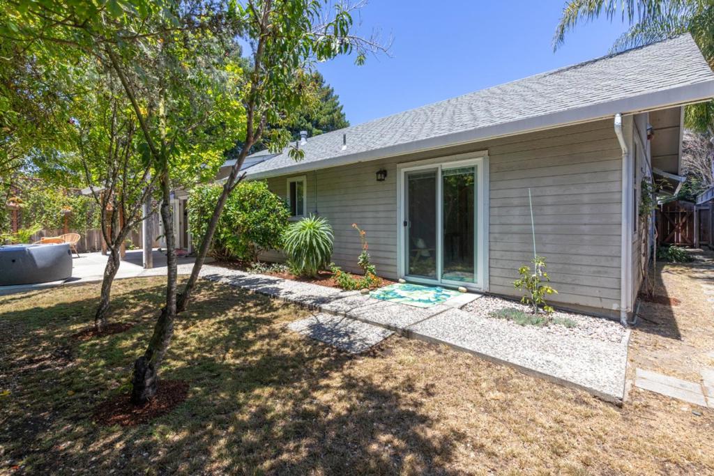 1739 Katrina Court Property Photo 35