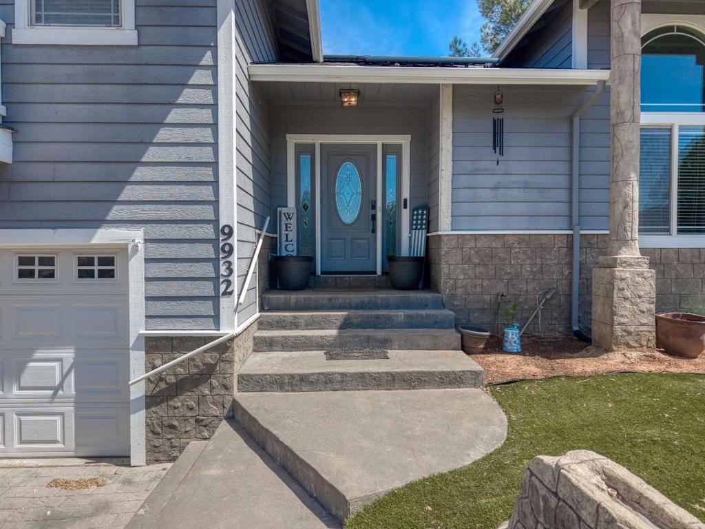 9932 Fairway Drive Property Photo 5