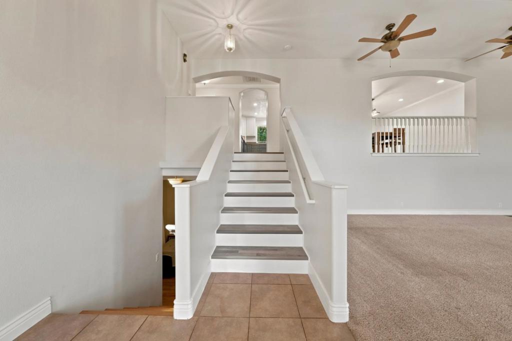 9932 Fairway Drive Property Photo 10