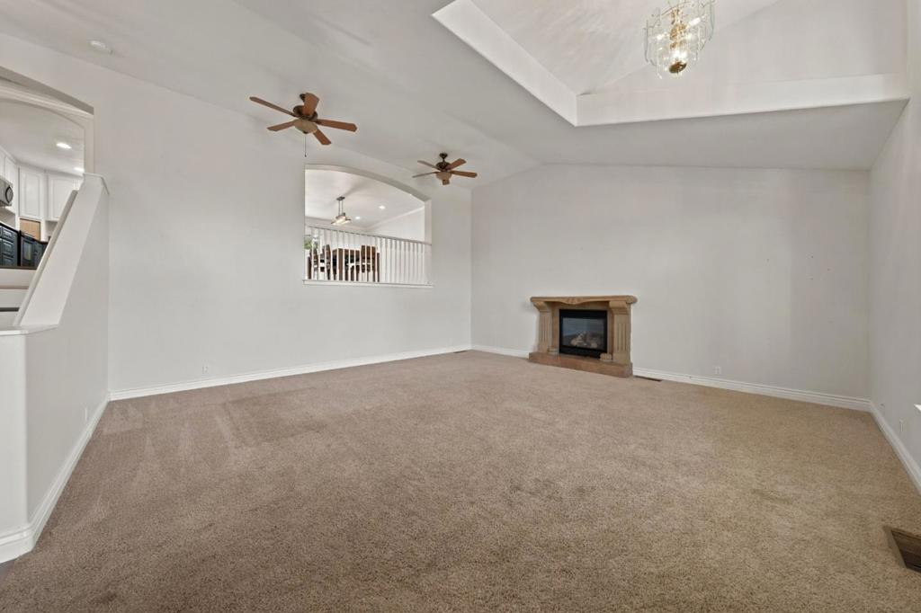 9932 Fairway Drive Property Photo 11