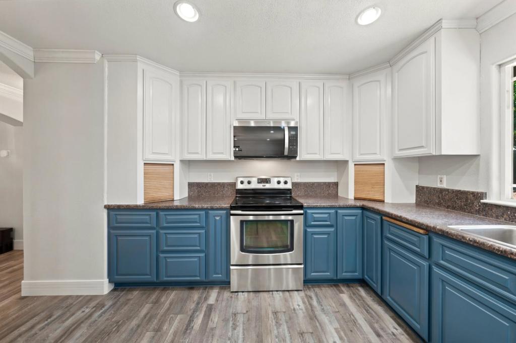 9932 Fairway Drive Property Photo 18