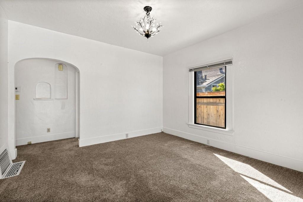3430 The Alameda Property Photo 6