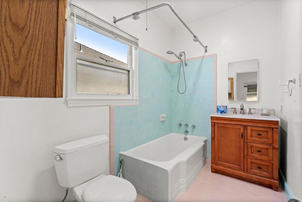 3430 The Alameda Property Photo 20