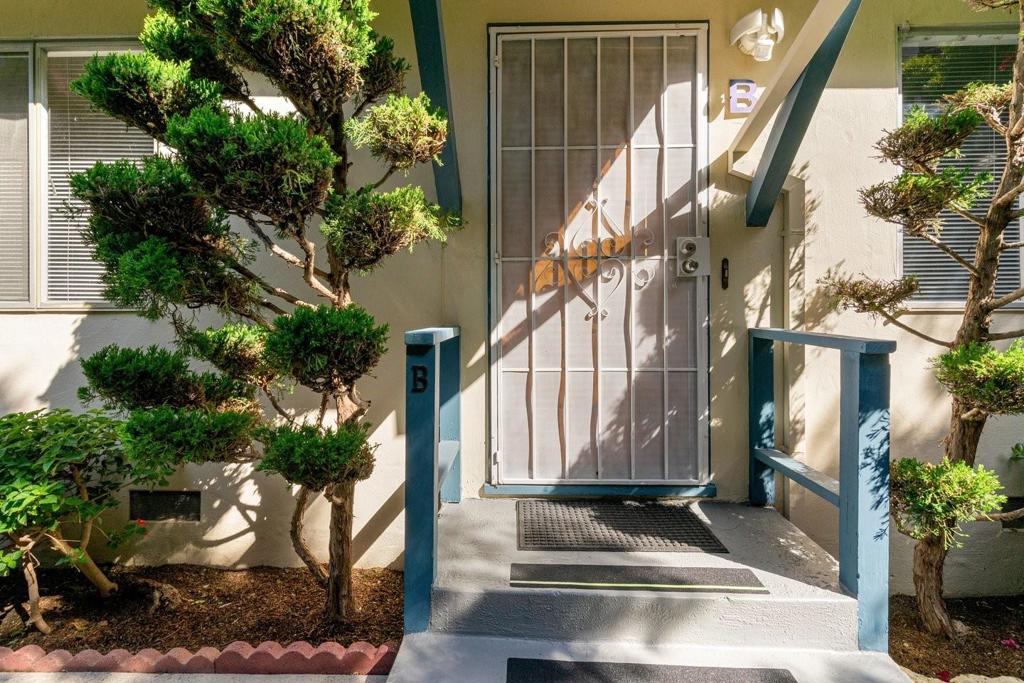 3430 The Alameda Property Photo 39