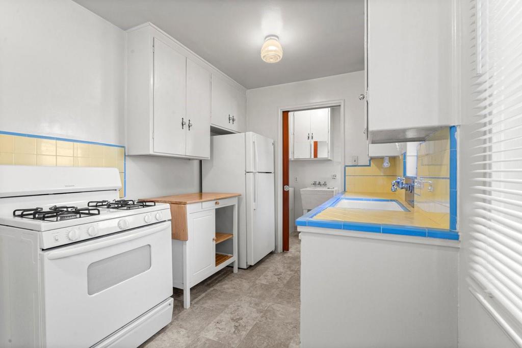 3430 The Alameda Property Photo 44
