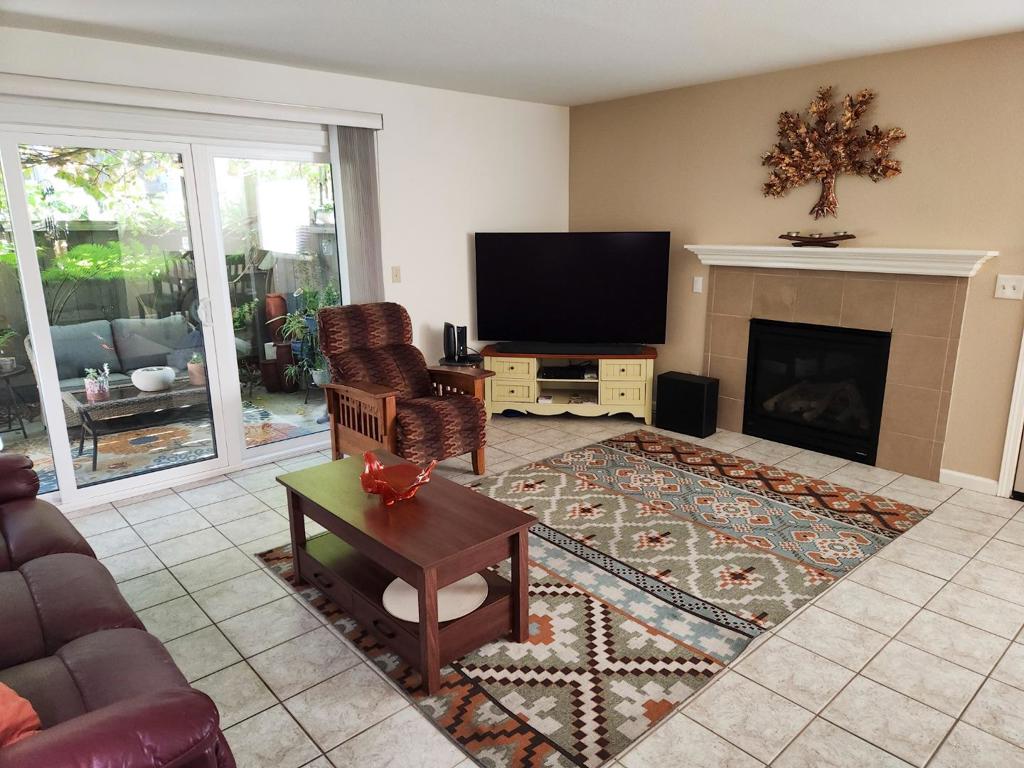 131 La Crosse Drive Property Photo 2