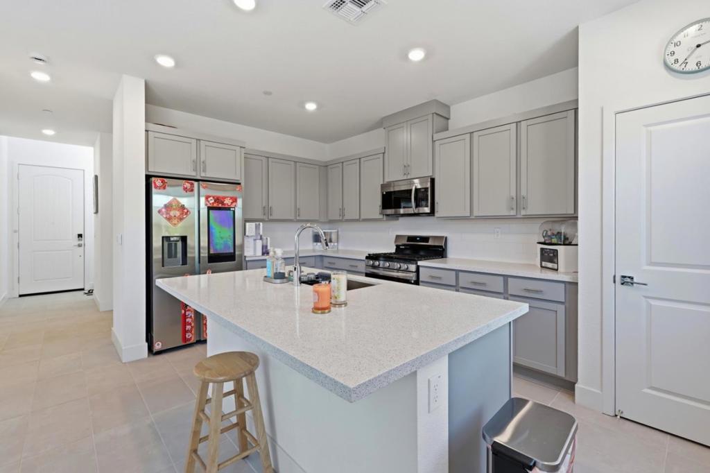2116 Willa Grace Avenue Property Photo 11