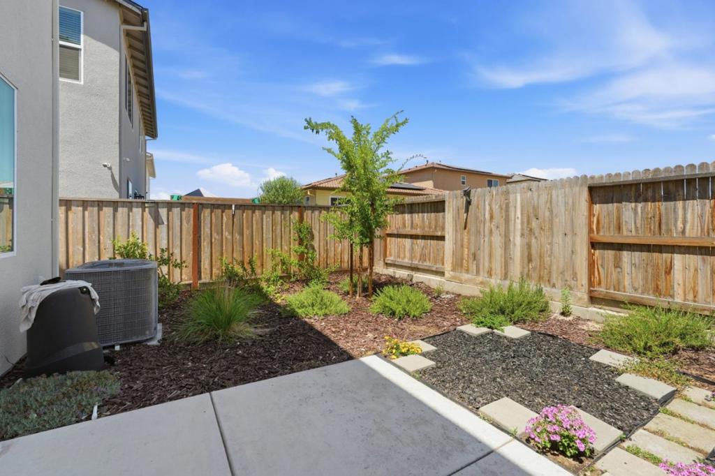 2116 Willa Grace Avenue Property Photo 23