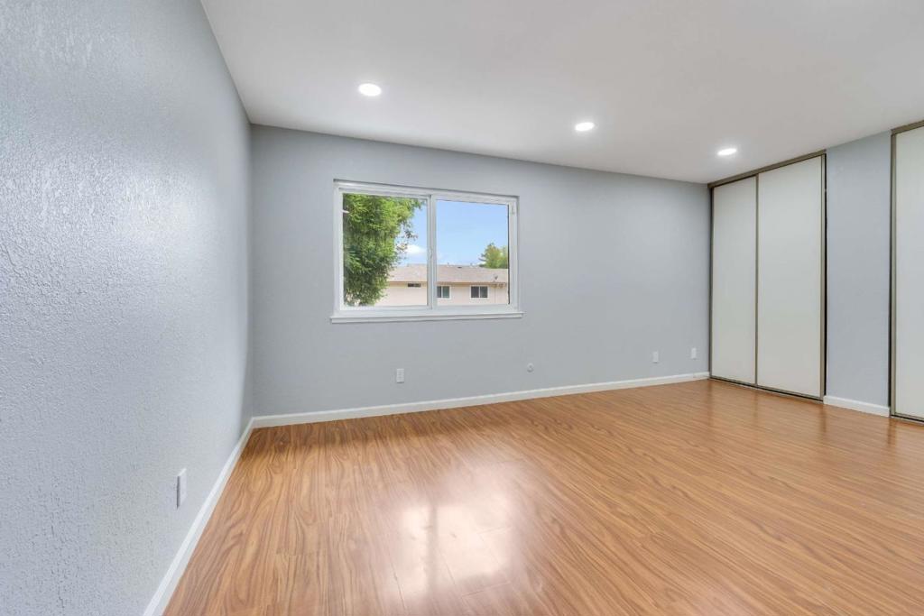 3696 Woodbine Way Property Photo 23