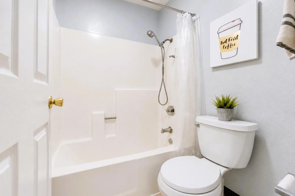 3696 Woodbine Way Property Photo 28