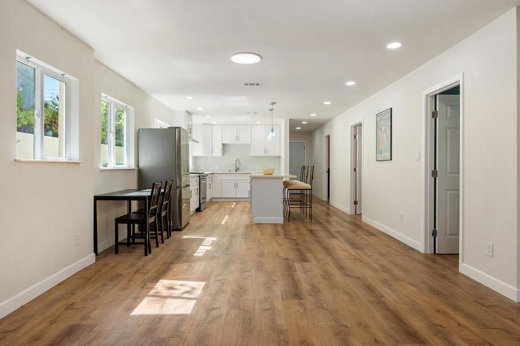 841 Georgia Street Property Photo 16
