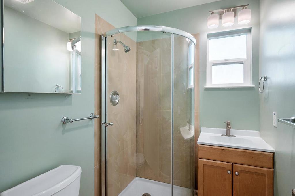 841 Georgia Street Property Photo 31