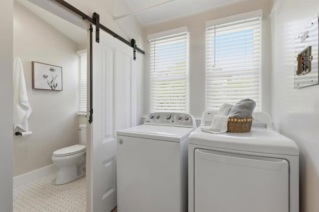 194 4th Street Property Photo 31