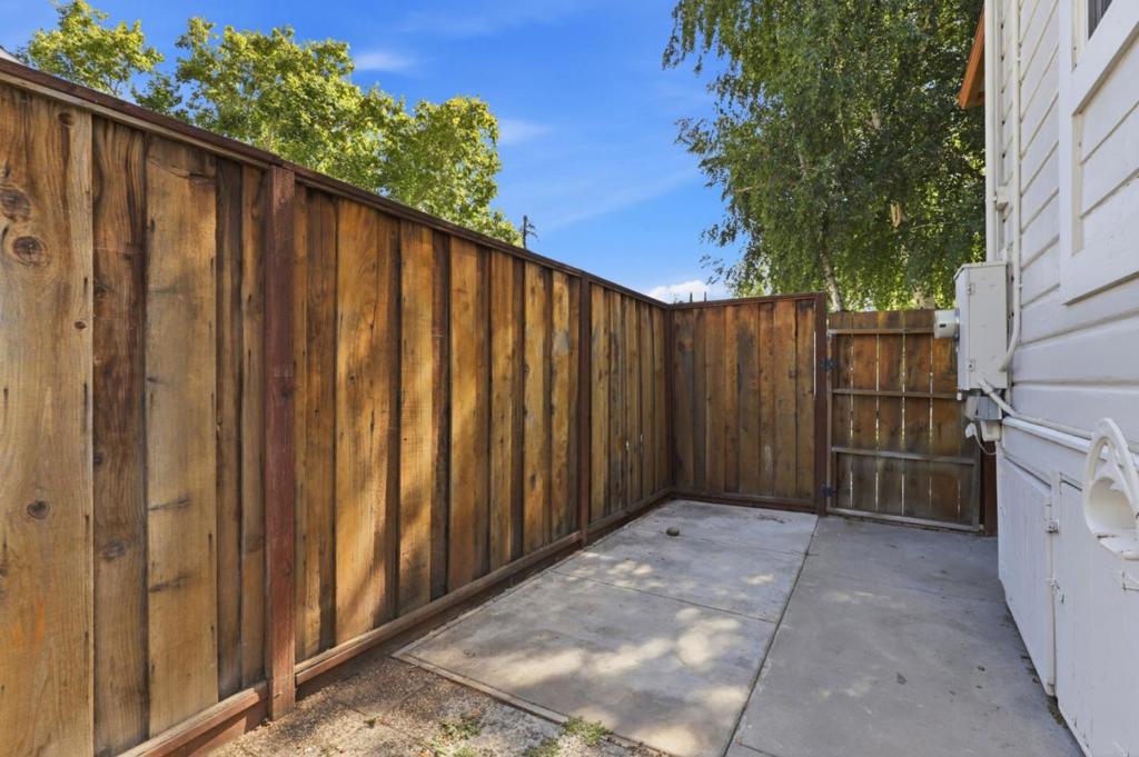 194 4th Street Property Photo 39