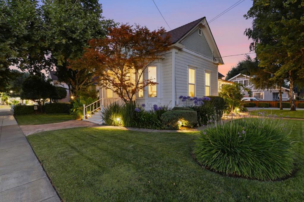 194 4th Street Property Photo 51