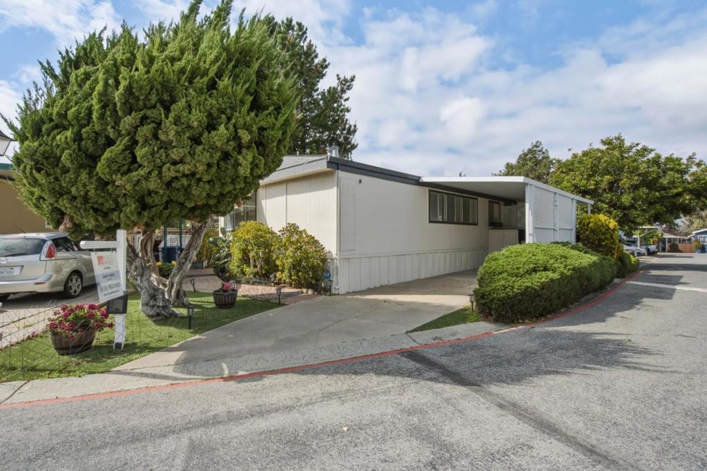 13962 Monte De Oro 46 Property Photo 4