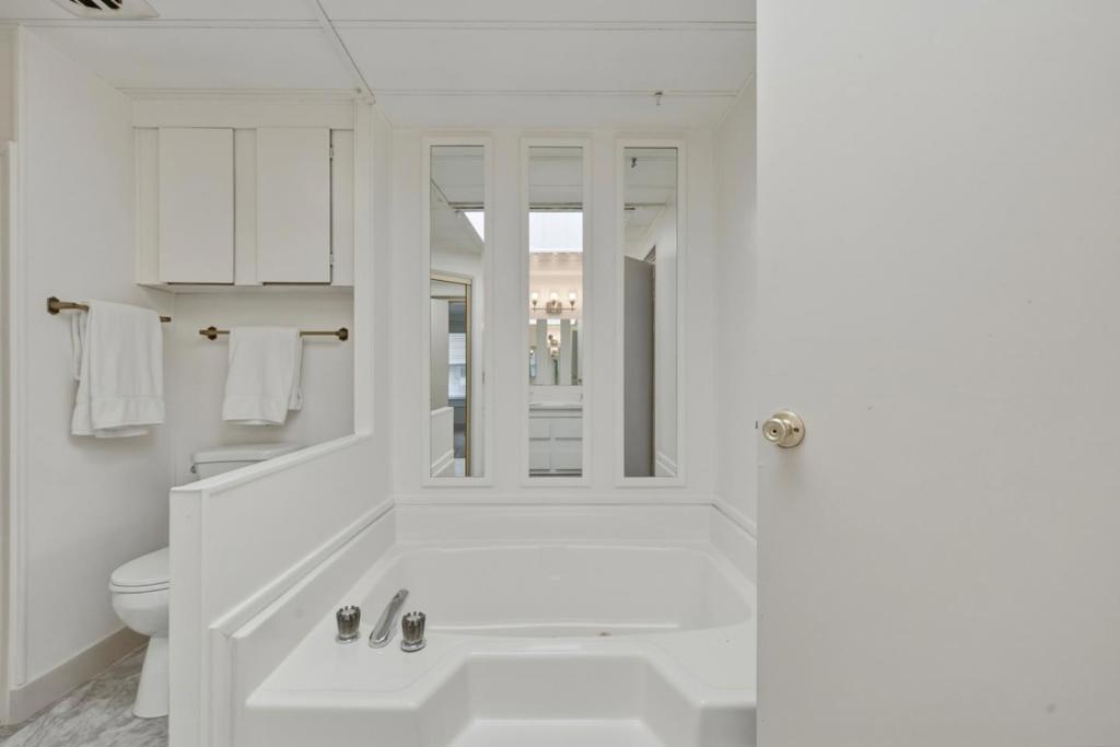 13962 Monte De Oro 46 Property Photo 10