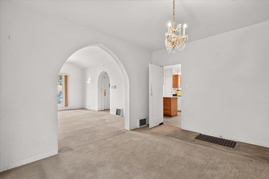 3526 Brighton Avenue Property Photo 9