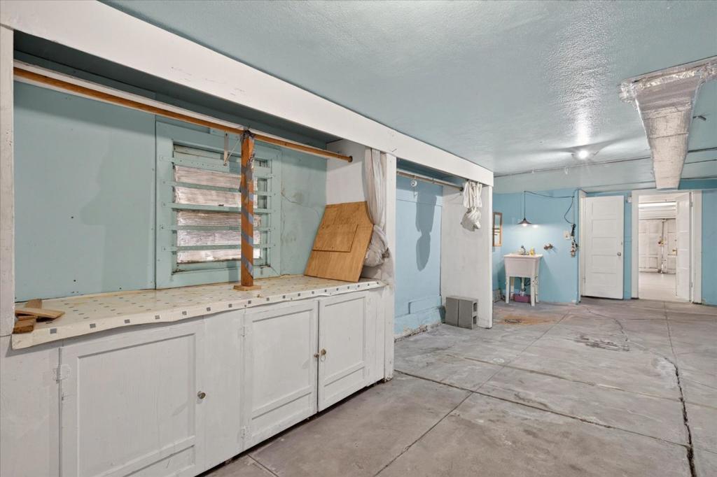 3526 Brighton Avenue Property Photo 17