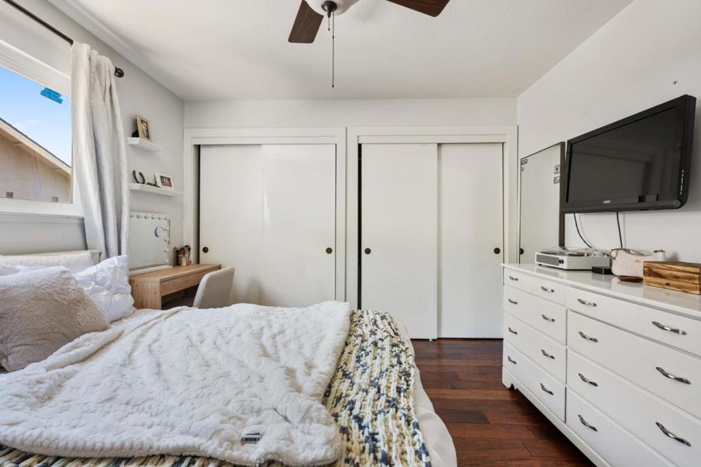 1080 Easy Street Property Photo 17