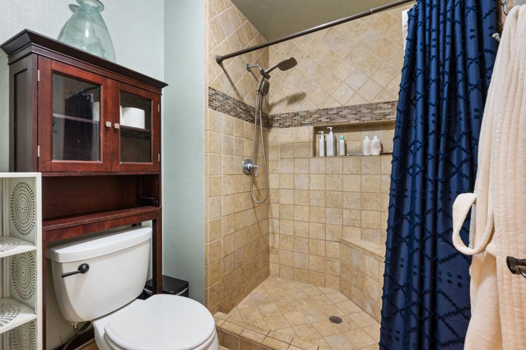 1080 Easy Street Property Photo 20