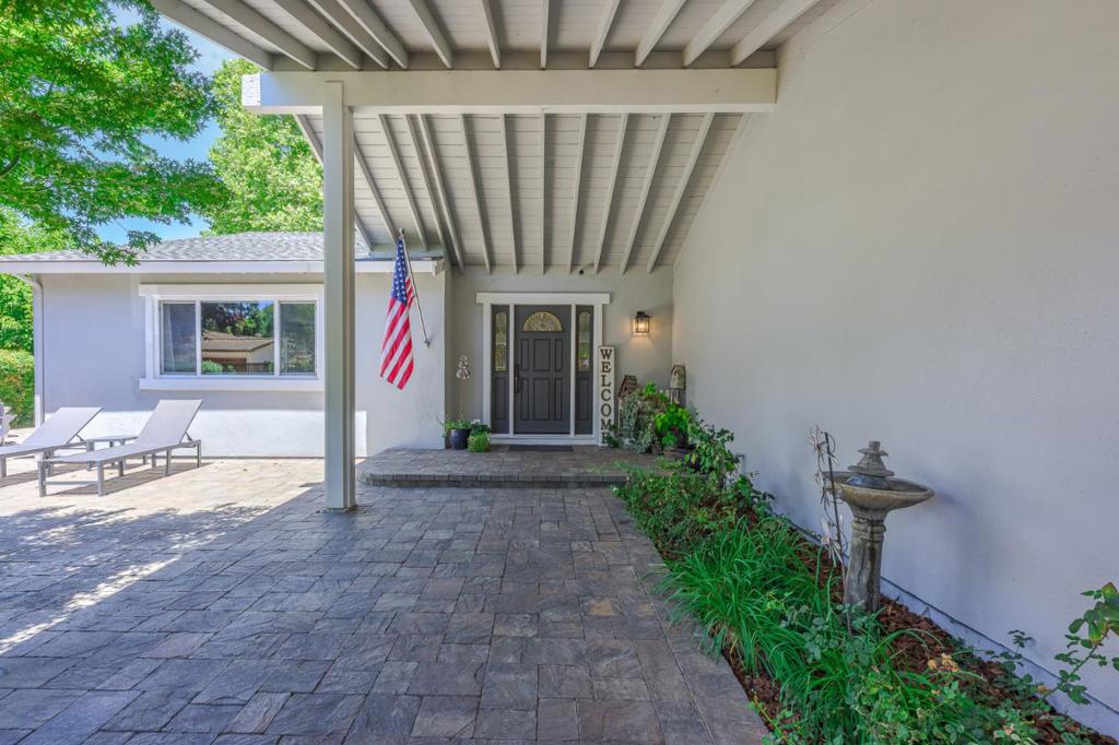 1080 Easy Street Property Photo 22