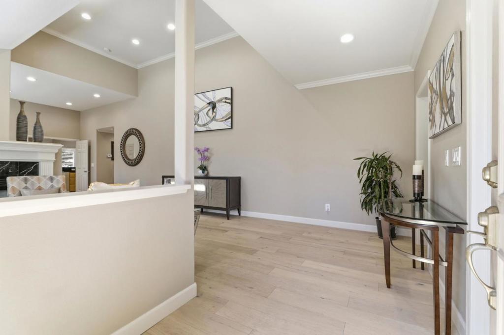 8762 Mccarty Ranch Drive Property Photo 4
