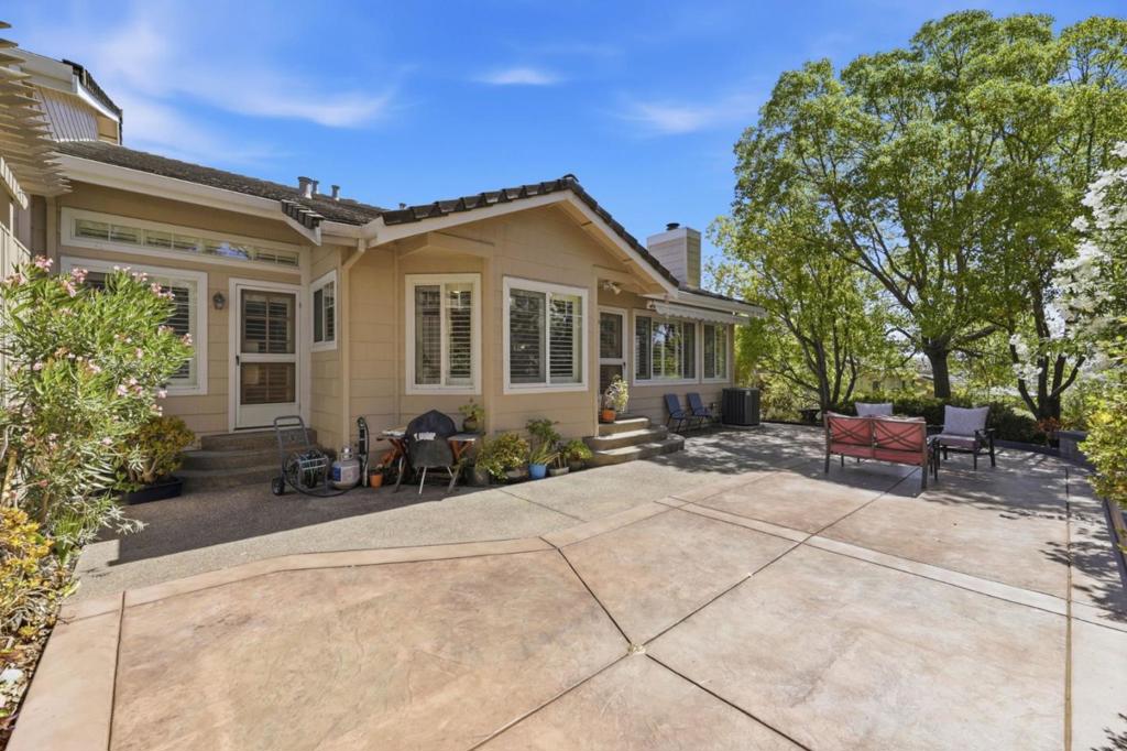 8762 Mccarty Ranch Drive Property Photo 31