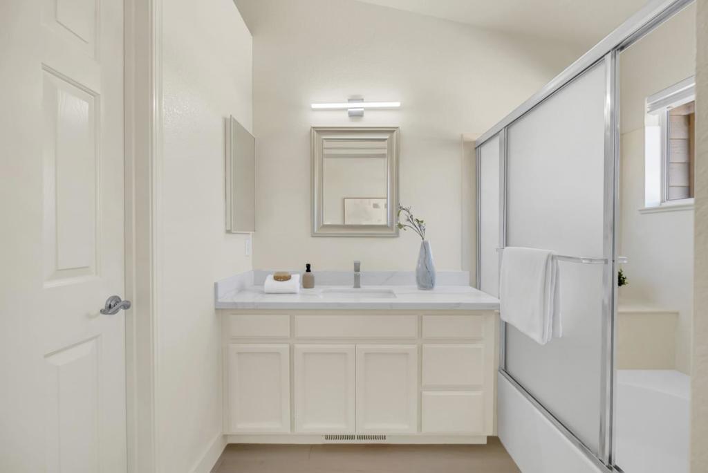 4641 Hampton Falls Place Property Photo 32
