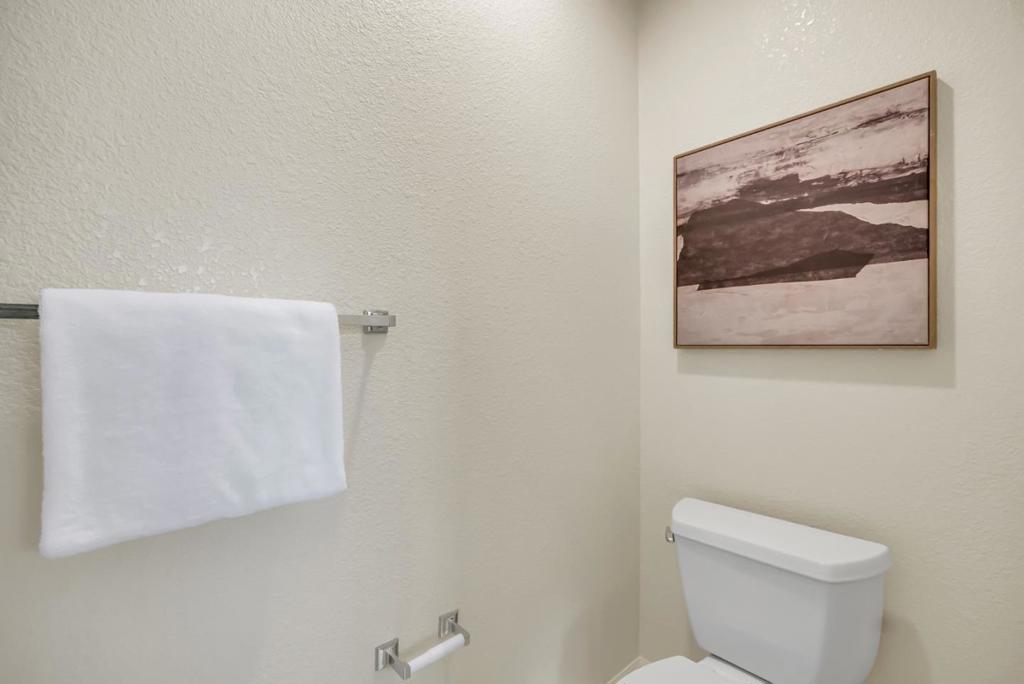 4641 Hampton Falls Place Property Photo 33