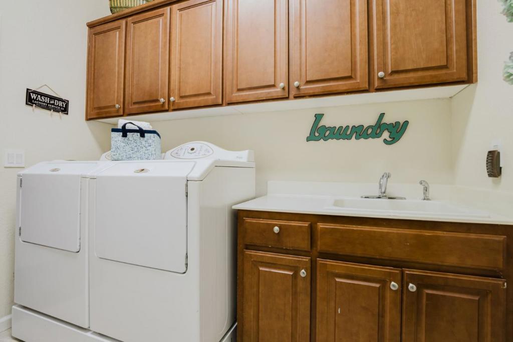 2379 Gaines Lane Property Photo 13