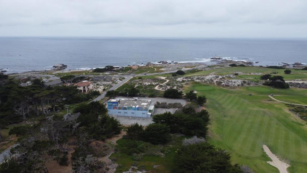 1352 Lighthouse Property Photo 1