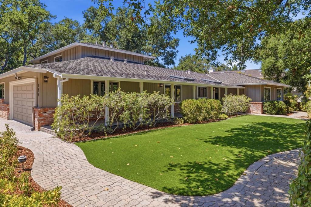 484 Aspen Way Property Photo 1