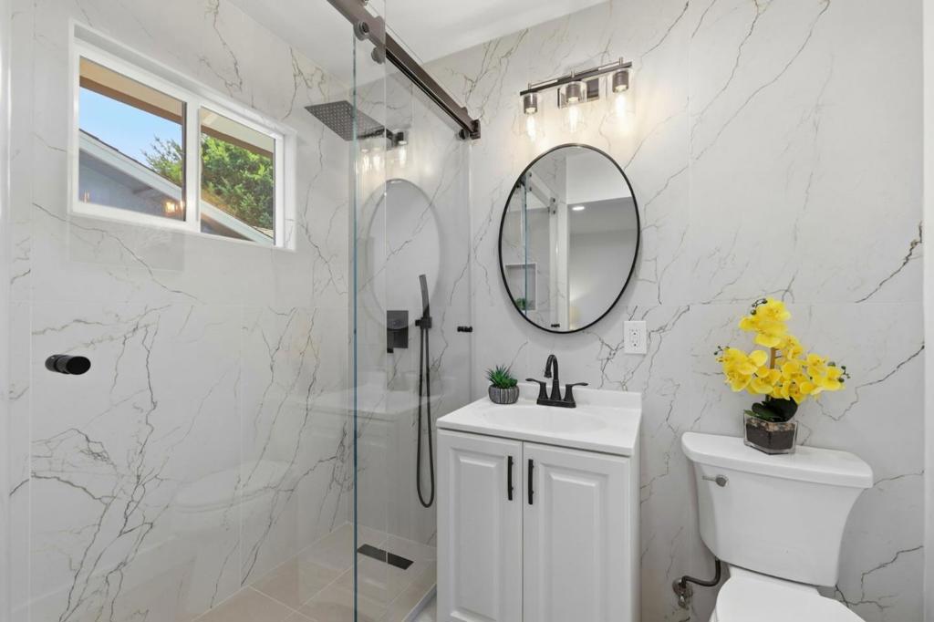 5035 Grimsby Drive Property Photo 31