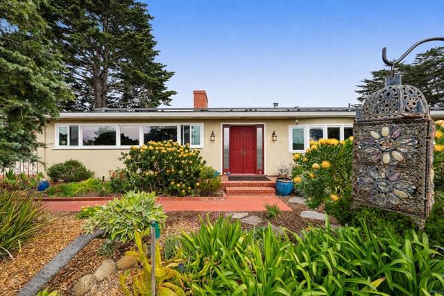 1976 Luzern Street Property Photo 1