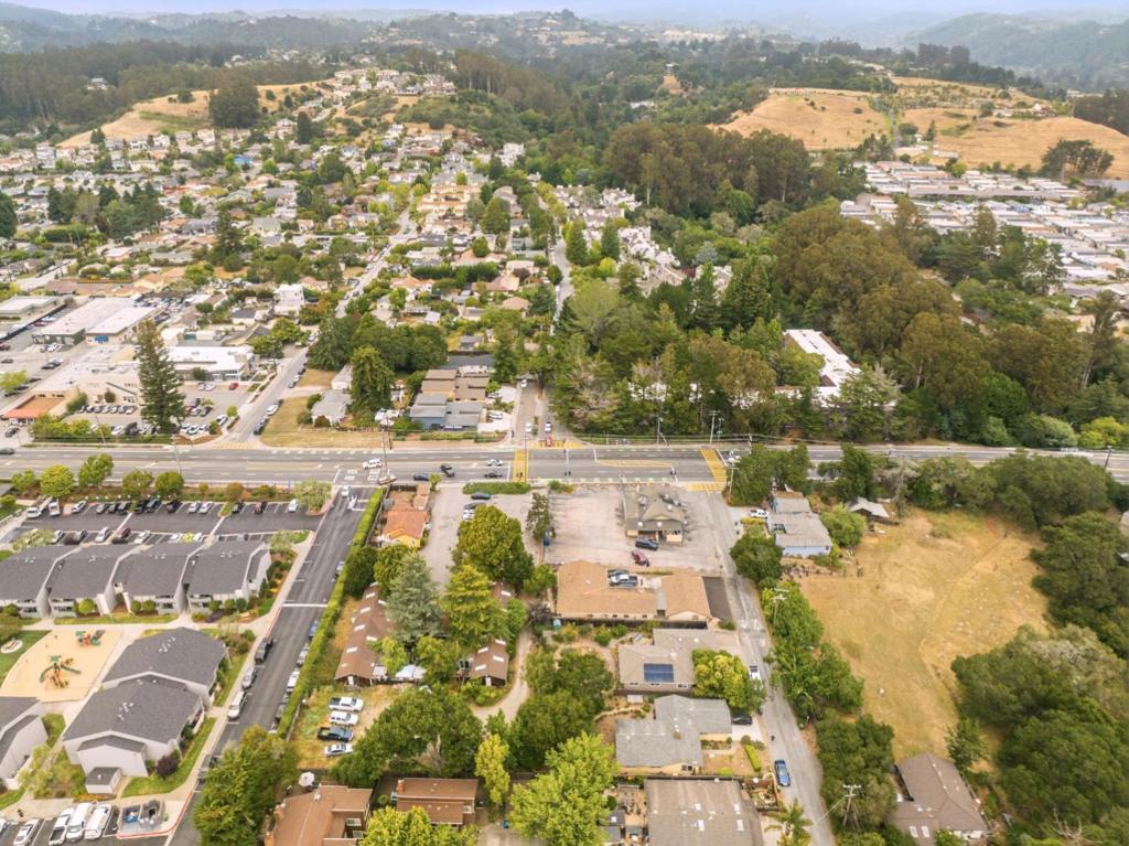 2650 Soquel Drive Property Photo 2