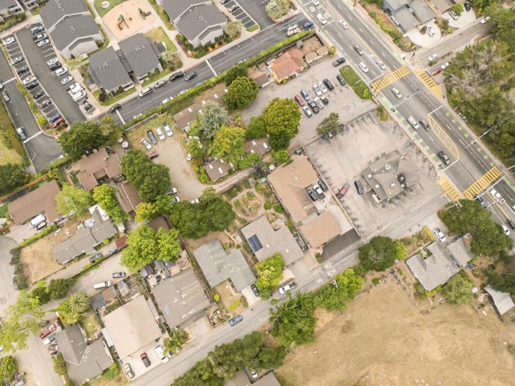 2650 Soquel Drive Property Photo 12