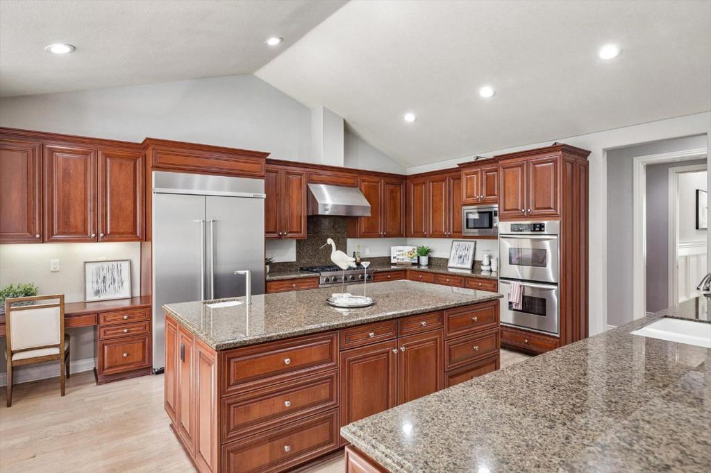 18625 Sage Court Property Photo 10