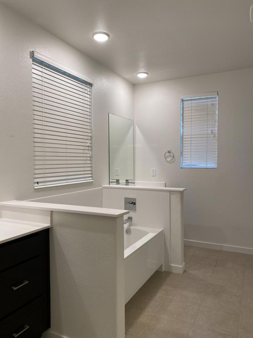 37596 Shelter Road Property Photo 5