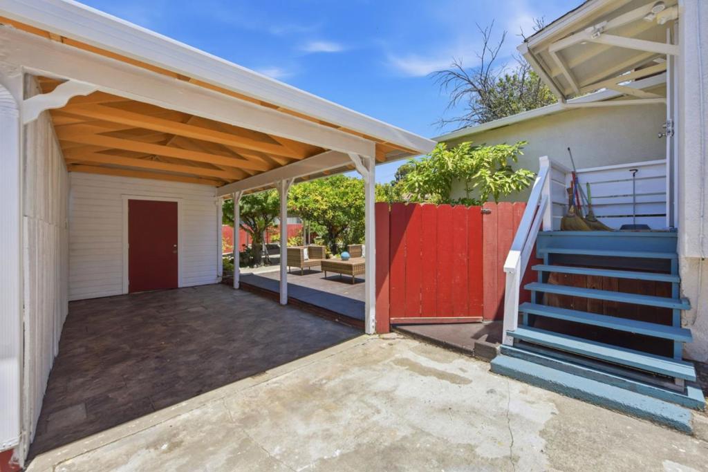 1654 D Street Property Photo 36