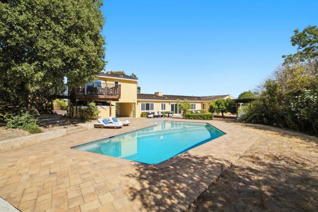 25900 Vinedo Property Photo 31