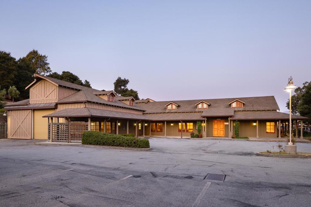 4 E Carmel Valley Road Property Photo 1