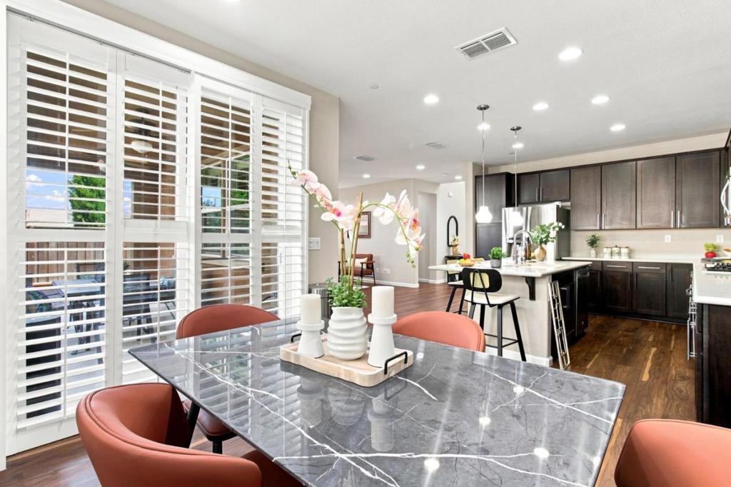384 Misty Circle Property Photo 11