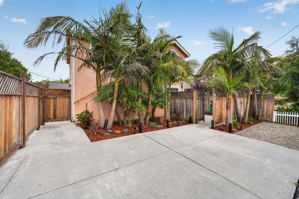 ML82053206 Property Photo 2
