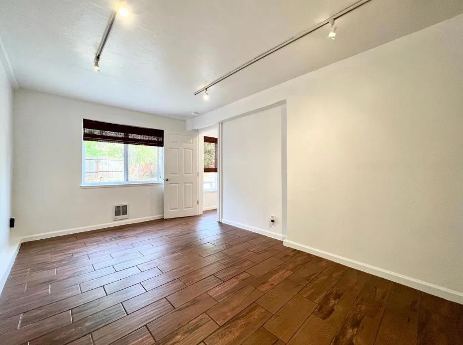 ML82053206 Property Photo 60