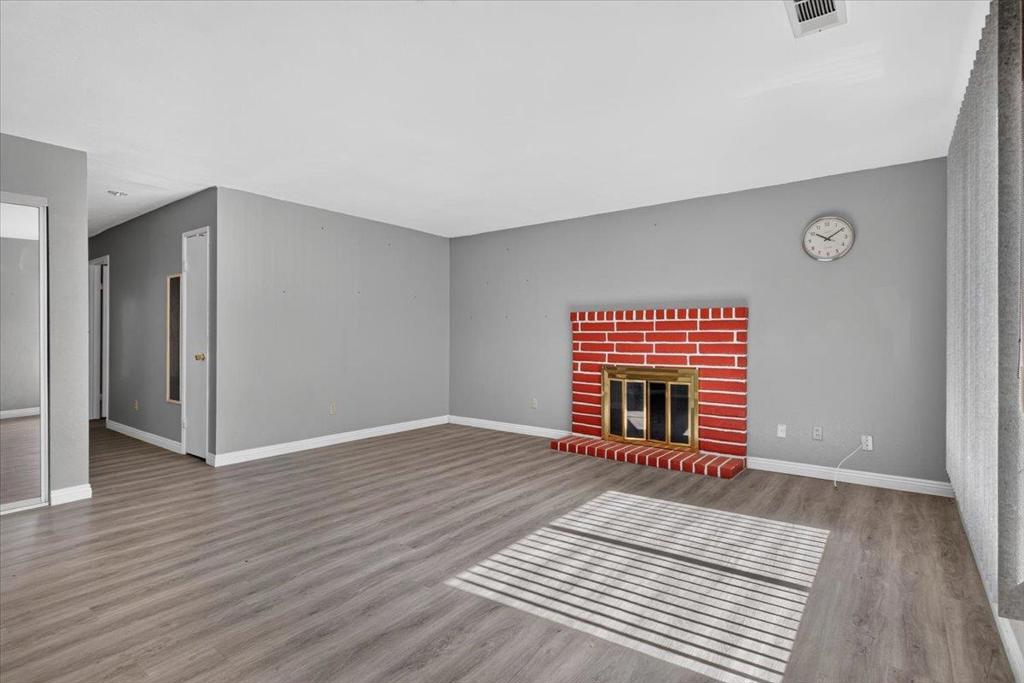 324 Barros Street Property Photo 6