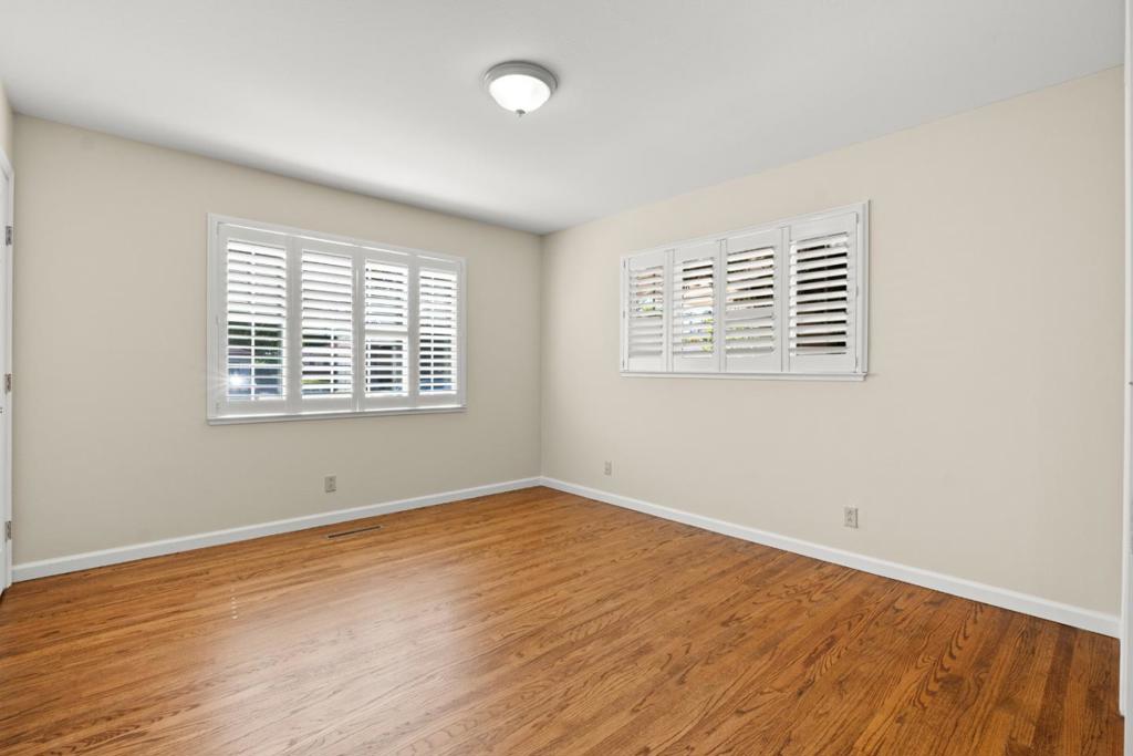 5525 Amby Drive Property Photo 14