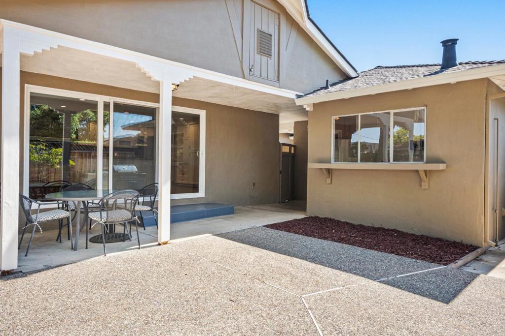 5525 Amby Drive Property Photo 24